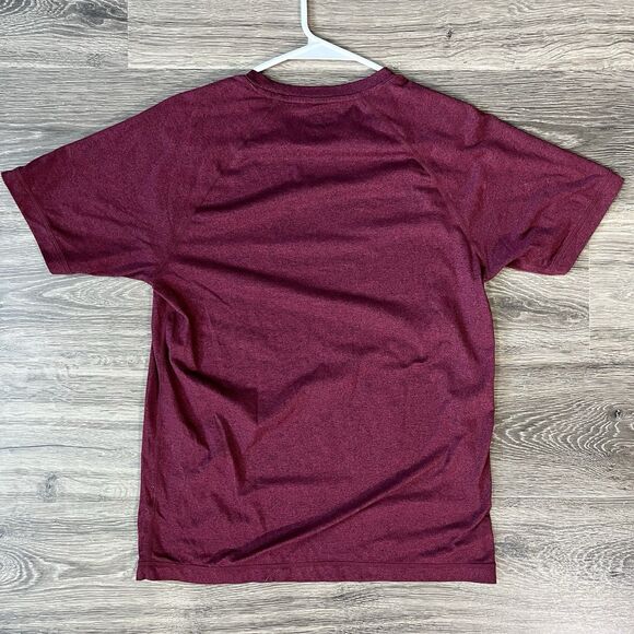 Rhone Reign Red Short Sleeve Performance Tee Men's Small Gym Workout Running - Picture 8 of 9
